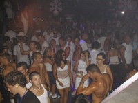 Crowd_015