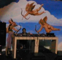 Misha_and_Shaun_With_Cupids
